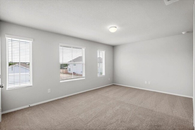 Building Photo - 2607 Totley Rd