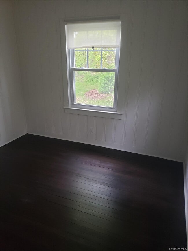 Building Photo - 1 Millpond Ln