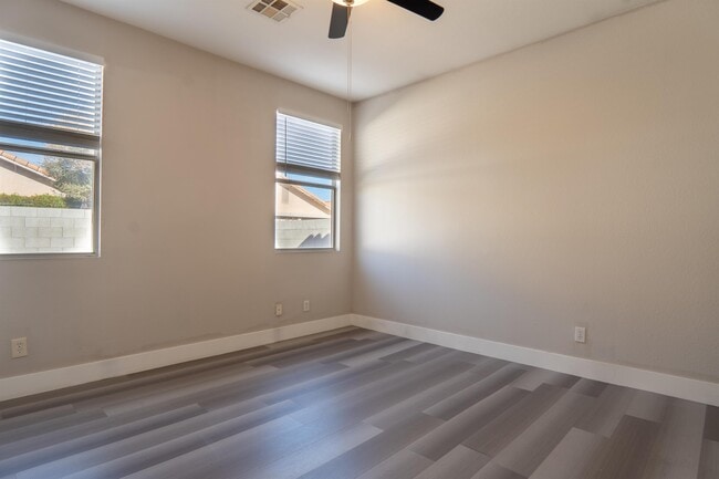 Building Photo - 1066 Wild Fern Ct