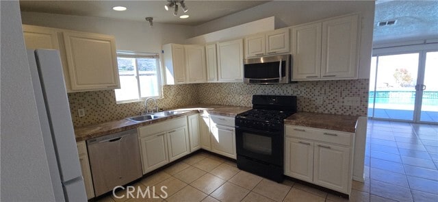Building Photo - 12798 Catalpa Ave