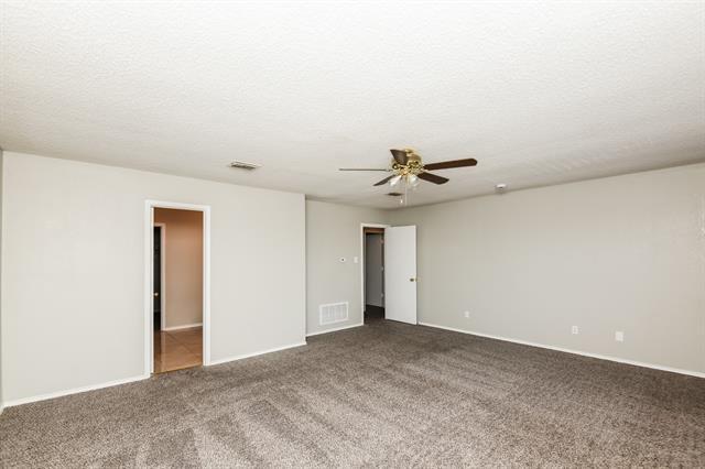 Building Photo - 8768 Stonebriar Ln