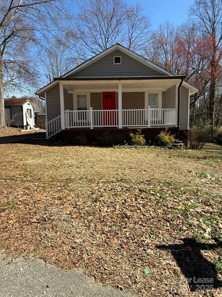 Primary Photo - 1108 Moss Ave