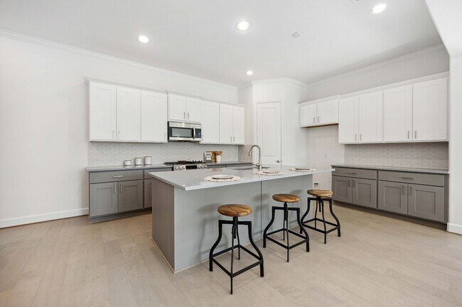 Building Photo - 1307 Beachton St
