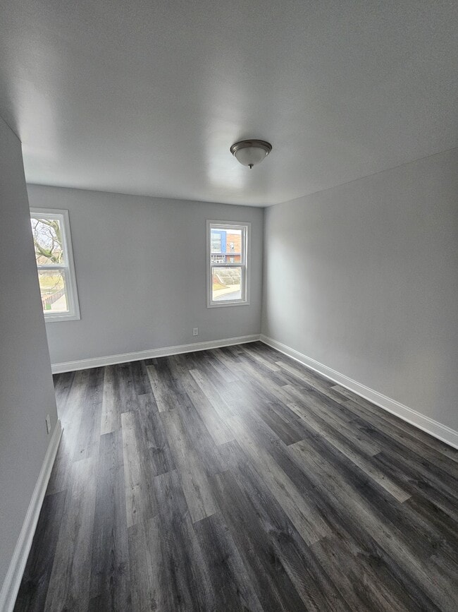 Building Photo - 1014 Dalton Ave