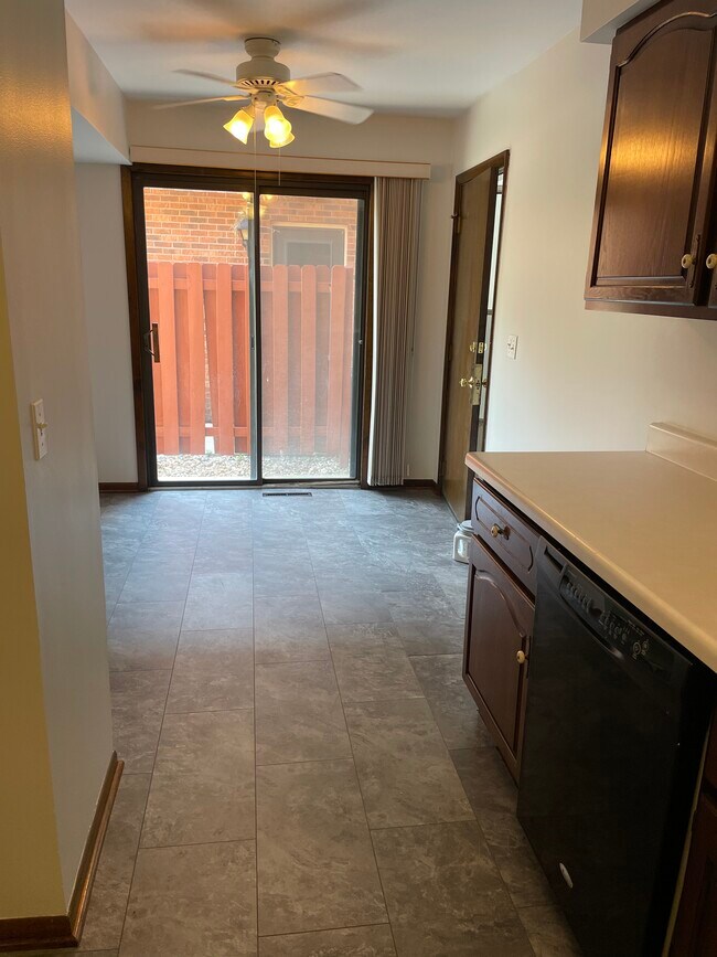 11501 Frederick Way 11501 Frederick Way Huntley IL 60142 Apartment