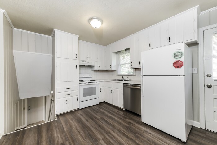 Building Photo - 1538 Abbey Ct SW