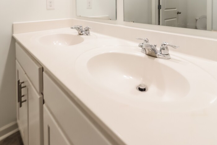 Building Photo - 5744 Timber Leaf Lp