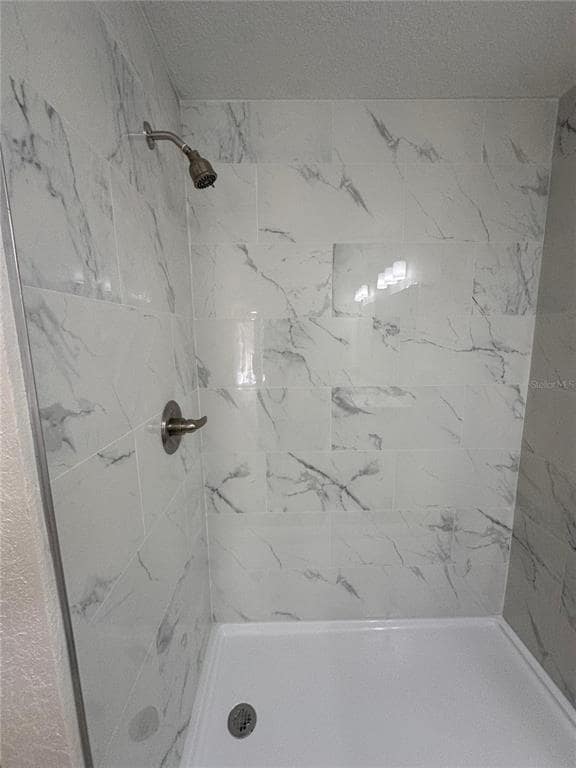 Building Photo - 40 Willow Run