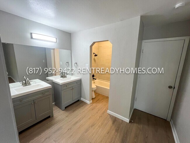 Building Photo - 9526 Millers Ridge