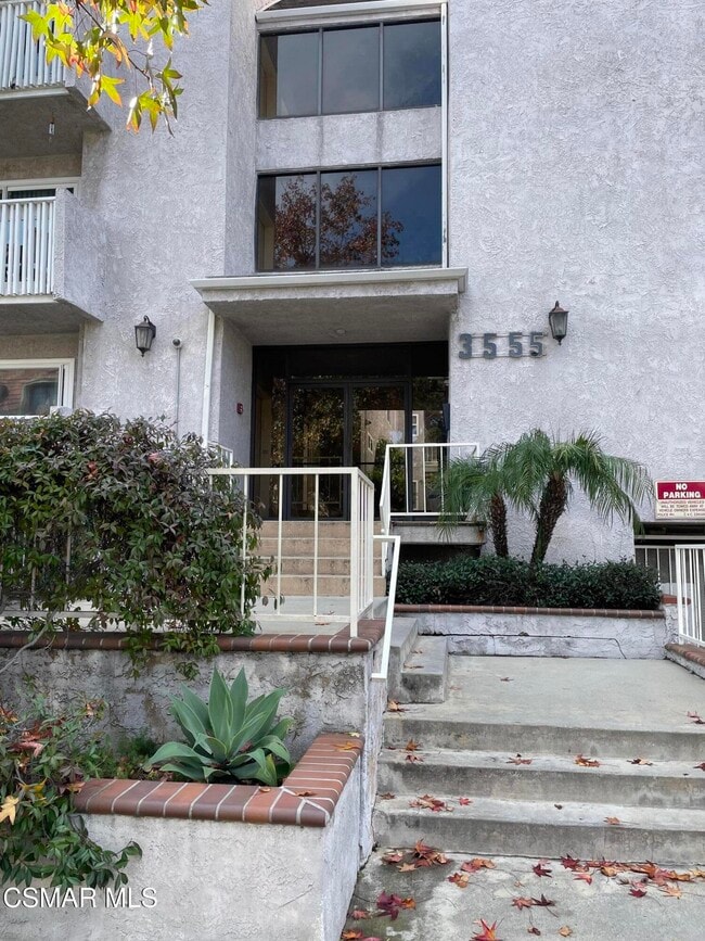 Building Photo - 3555 Keystone Av