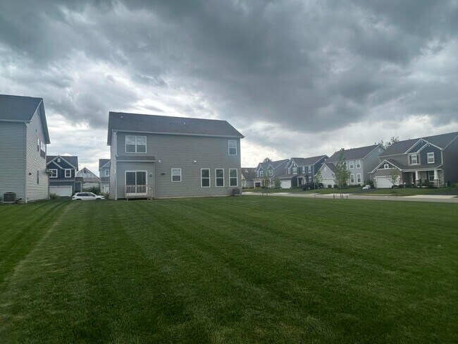 Building Photo - 6613 Constitution Way