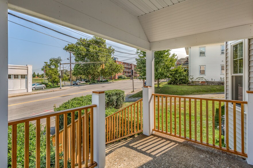 Building Photo - 249 Washington St