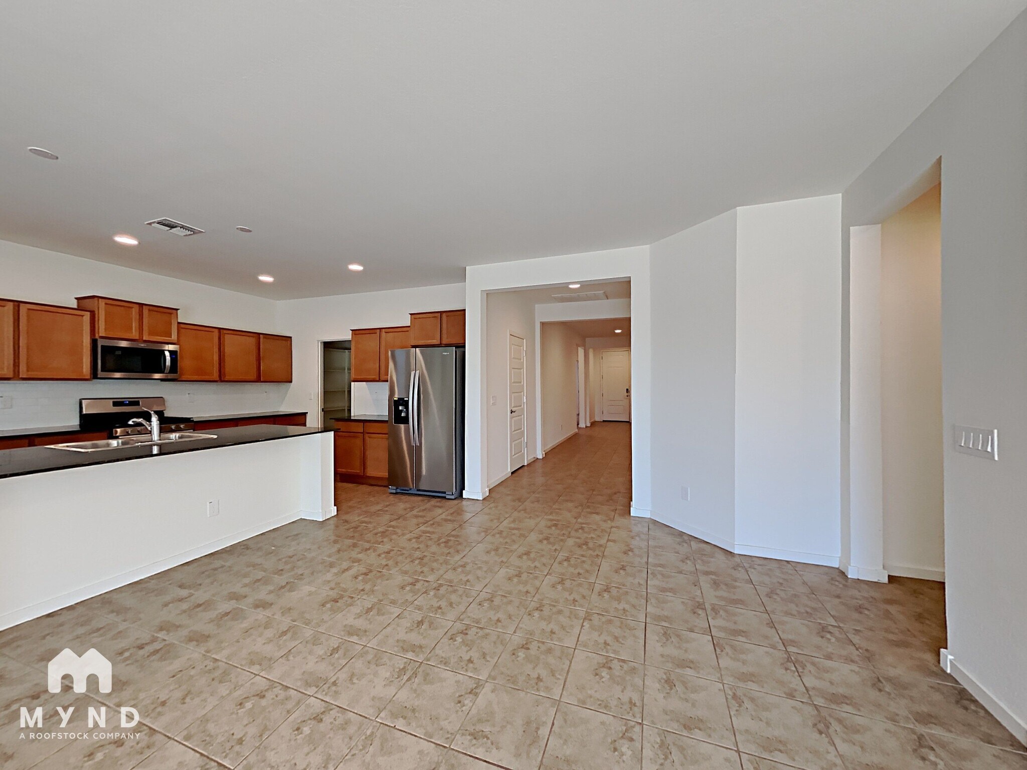 Building Photo - 565 W Tallula Trail