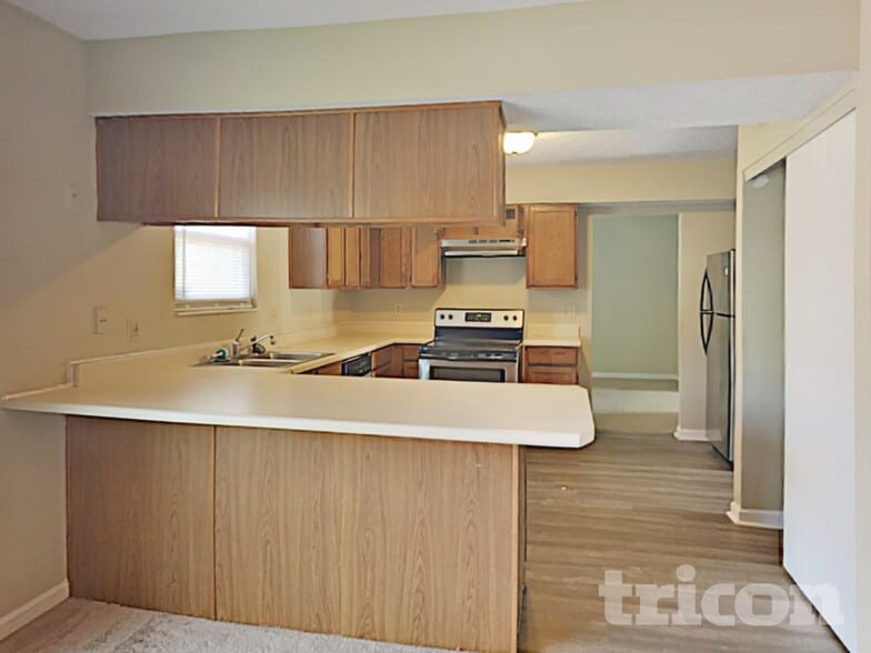 Building Photo - 3708 W 42nd Terrace