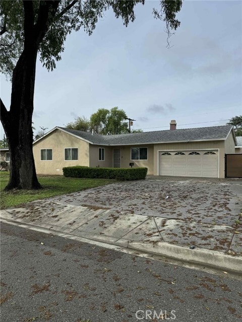 Building Photo - 321 N Foxdale Ave