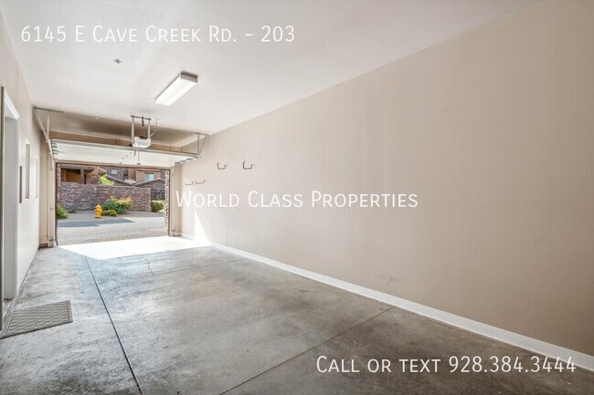 Building Photo - 6145 E Cave Creek Rd