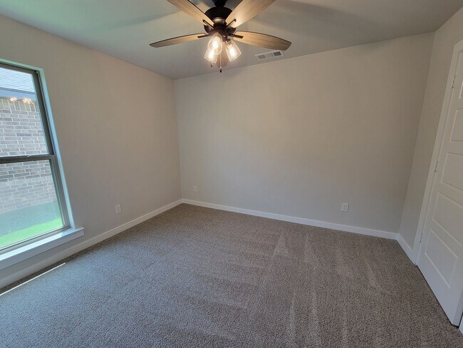 Building Photo - Gorgeous 2025 Build! 4/2/2 in Burgamy Park! Frenship School District!