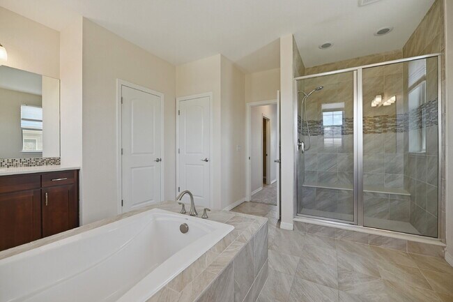 Building Photo - $4,340.95, 5 Beds - 3.5 Bath, Single Family Home in Broomfield with Pool Access!