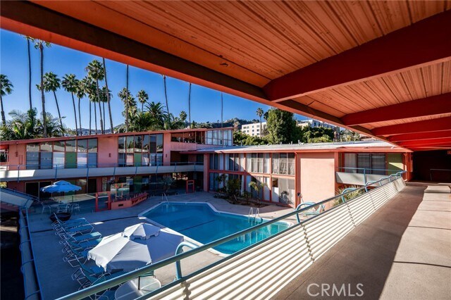 Building Photo - 1400 Hayworth Ave