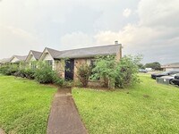 Building Photo - 6387 S Briar Bayou Dr