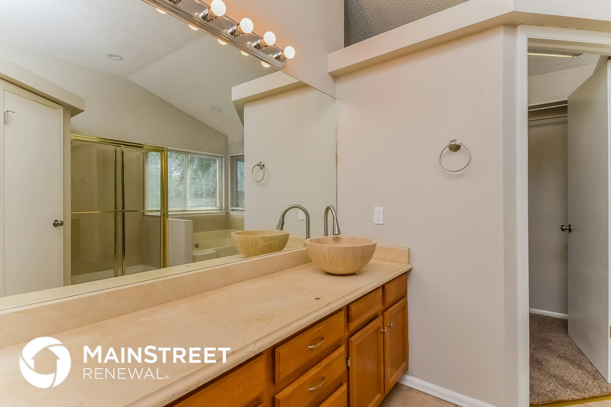 Building Photo - 5245 Quasar Ct