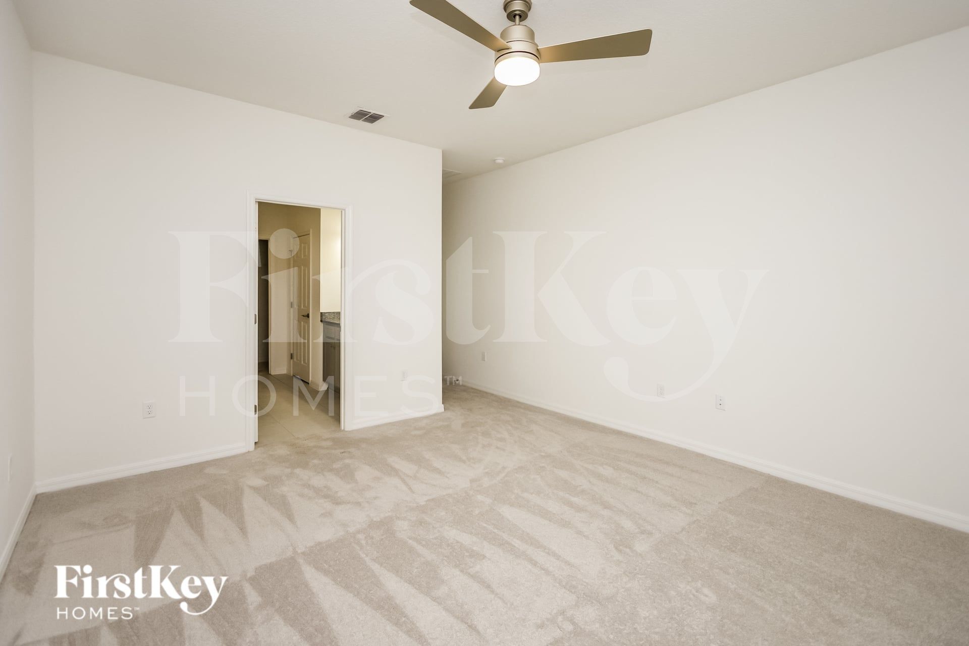 Building Photo - 360 Corbel Ln