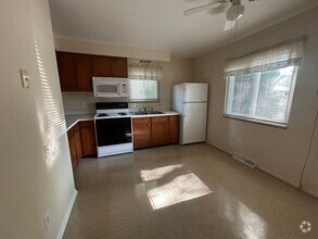 Building Photo - 248 Drahner-1