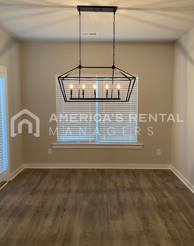 Building Photo - Home for Rent in Thorsby!