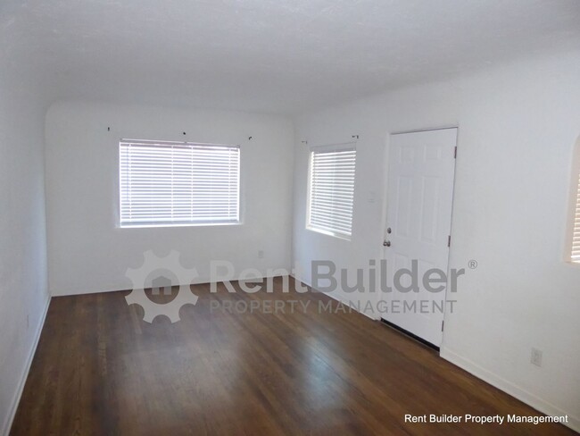 Building Photo - WOW!  SPECIAL:  PRICE REDUCED JUST IN TIME...