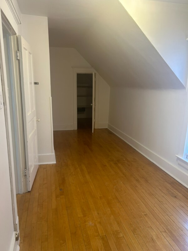 Building Photo - 1804 N Astor St