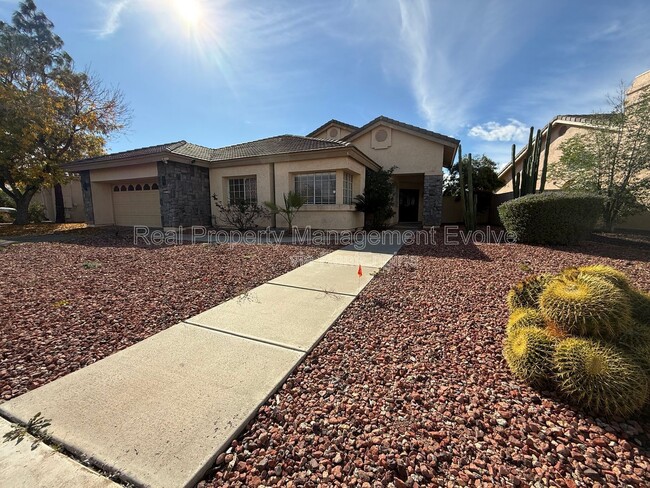 Building Photo - 11003 W Laurelwood Ln