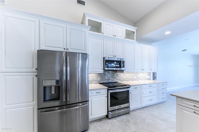 Building Photo - 566 Port Bendres Dr