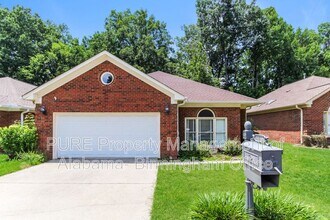 Building Photo - 1135 Berwick Rd