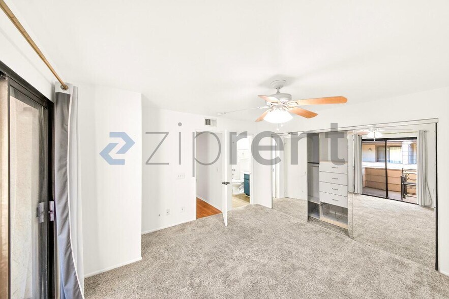 Building Photo - 68 Maegan Pl