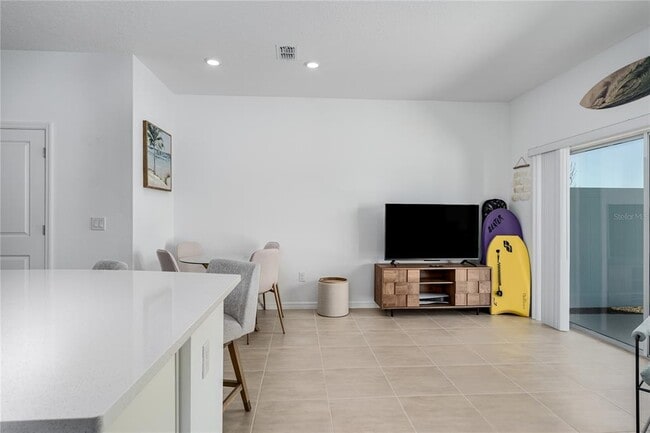 Building Photo - 6011 Whetstone Ct