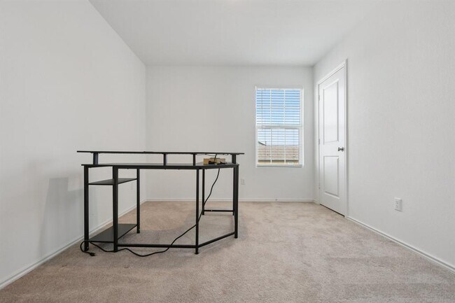 Building Photo - 17717 - Sulphur Spgs Wy