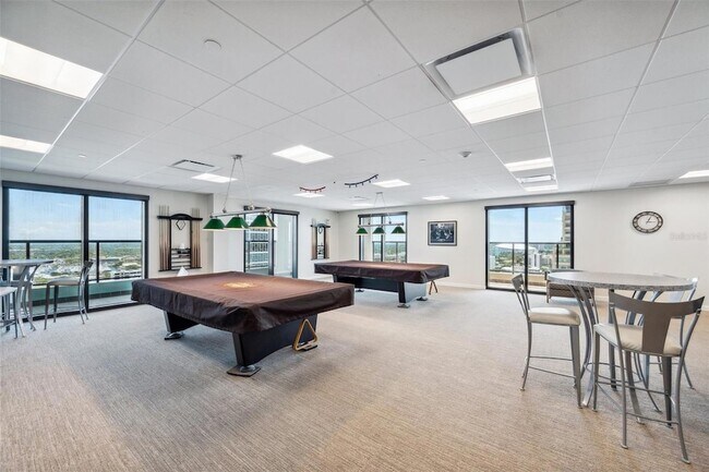 Building Photo - 1 Beach Drive SE Unit 1614