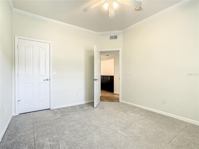 Building Photo - 1001 Via Santae Ln
