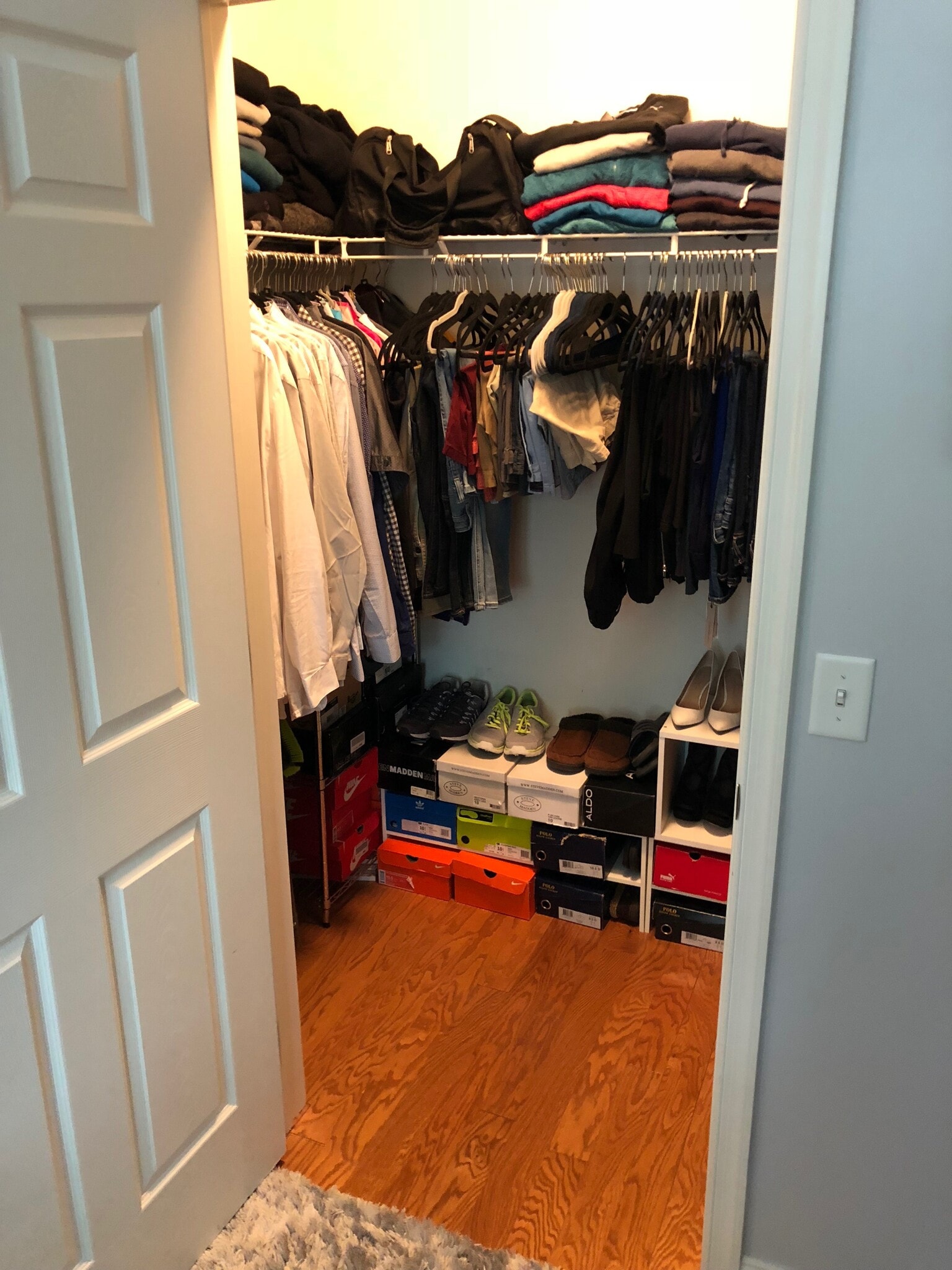 Building Photo - 300 W Elm St