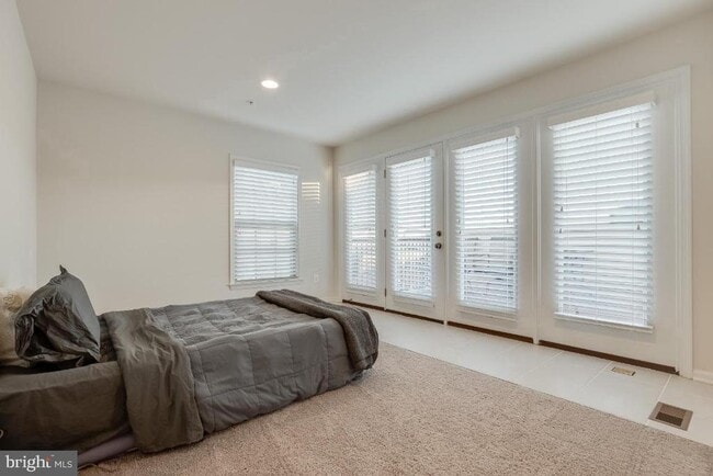 Building Photo - 42253 Marble Cyn Ter