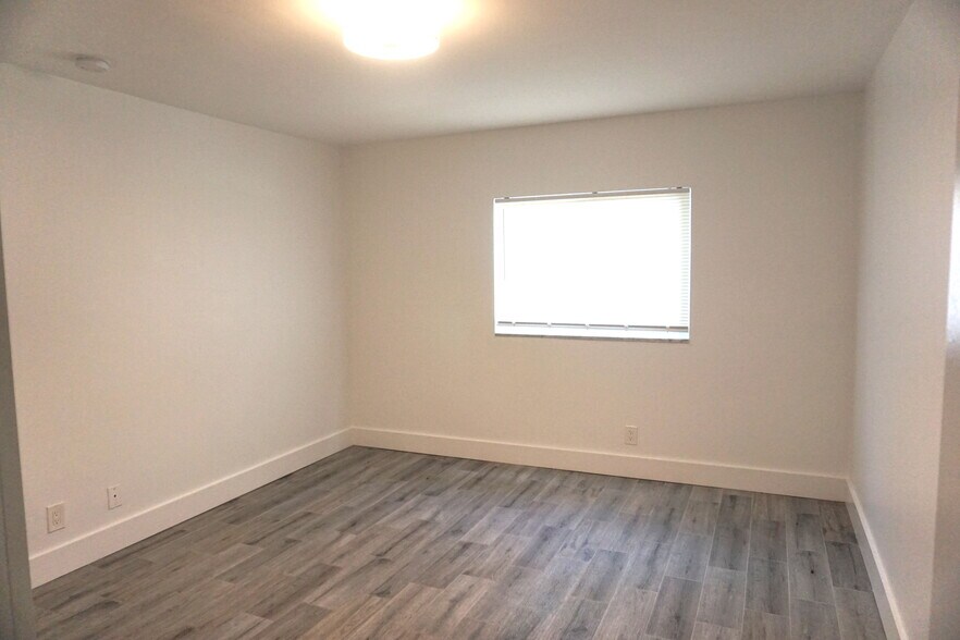 Bedroom #3 - 1529 Arthur St