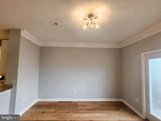 Building Photo - 501 Hungerford Dr