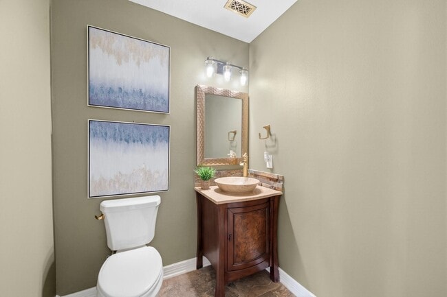 Building Photo - 7211 Savannah Glen Ln