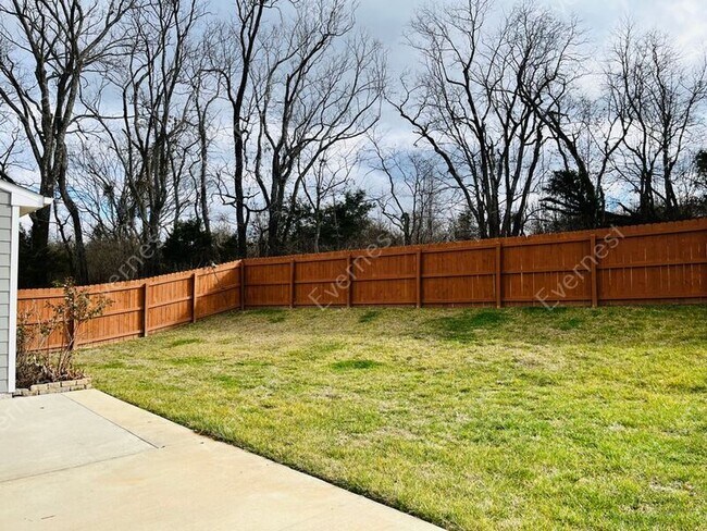 Building Photo - 9744 Katz Ln