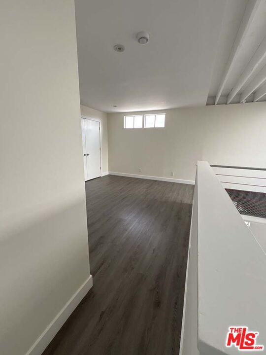 Building Photo - 915 Broadway St