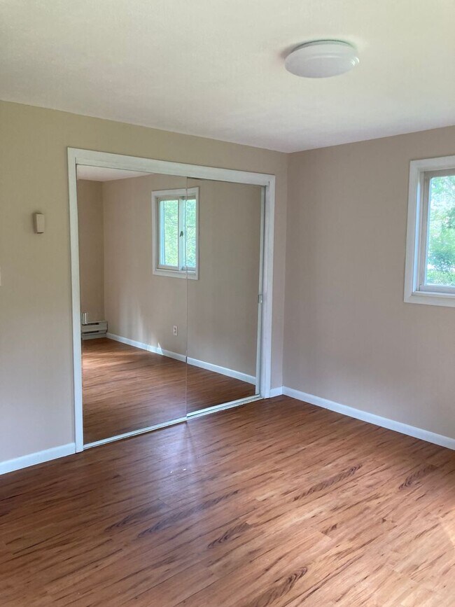 Building Photo - 8525 S Spring Valley Park Dr