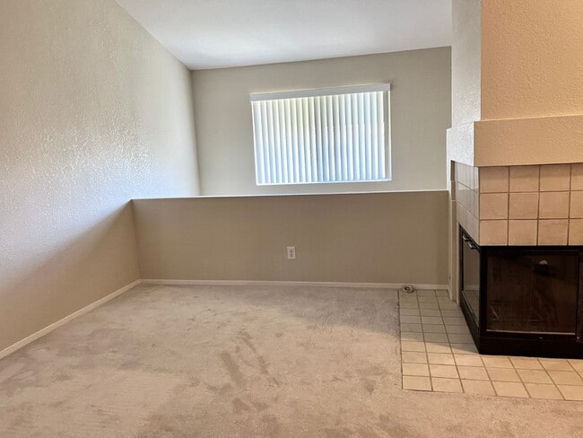 Building Photo - Working from home? This town home has a huge office area and large primary suite... plus a second...