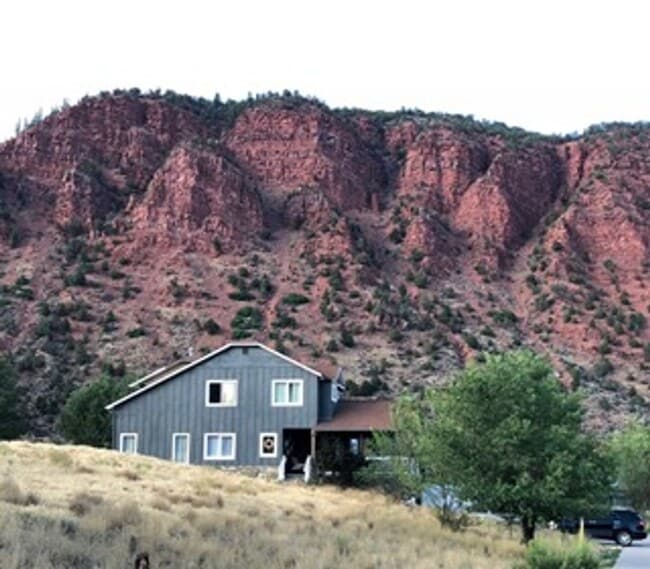 Building Photo - Glenwood Springs- 2 Bed / 1 Bath ADU