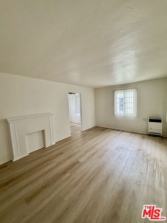 Building Photo - 407 W Manchester Blvd