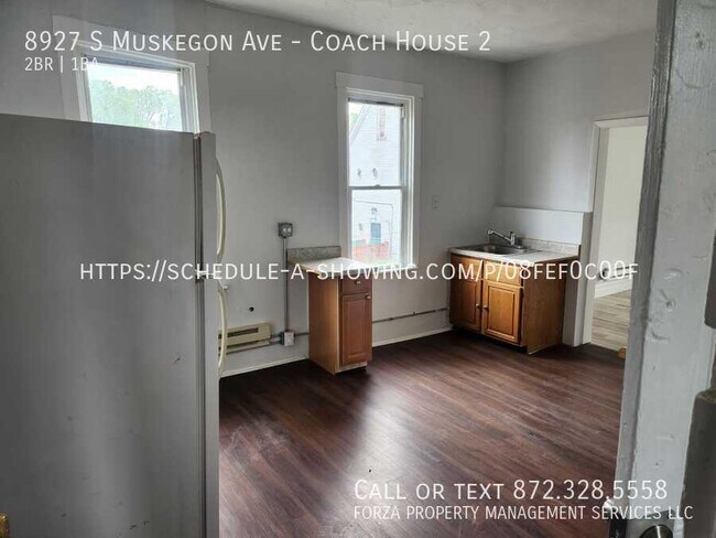 Building Photo - 8927 S Muskegon Ave